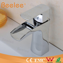 Brassware Design Water Saving Basin Mixer Taps with Single Handle